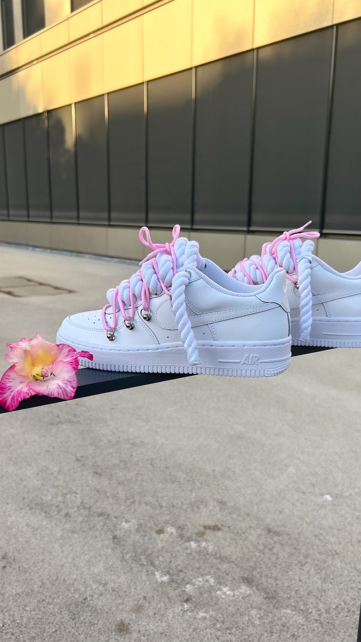 Double laced Air Force 1‘07 pink