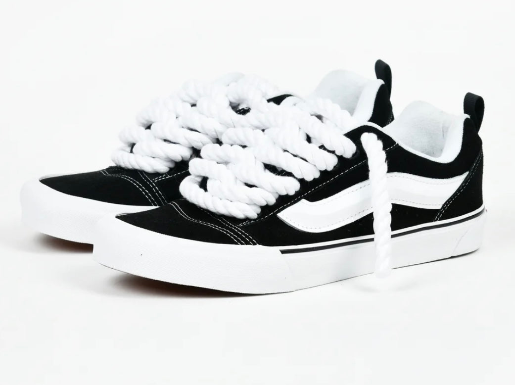 Vans old 2024 skool white laces