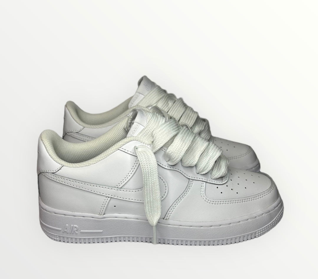 Mihara laces Air Force 1’07